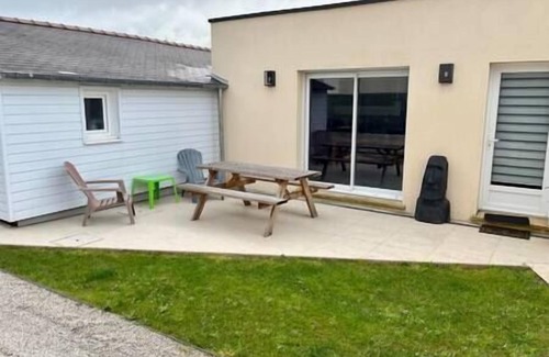 Saint-Come-de-Fresne Casa | L'Ostréa, house with garden 200m from the sea-wifi