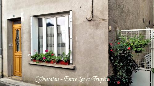 Entraygues-sur-Truyere Apartamento | L'Oustalou - Gîte entre Lot et Truyère