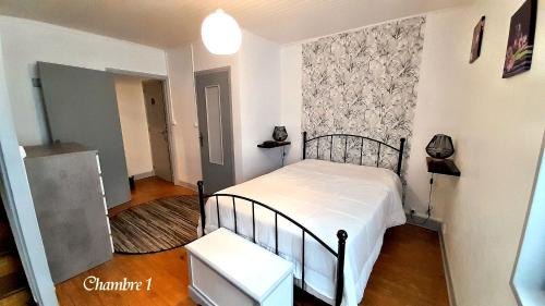 Entraygues-sur-Truyere Apartamento | L'Oustalou - Gîte entre Lot et Truyère