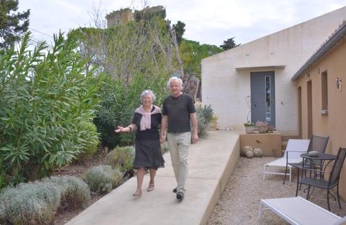 Fontvieille Cama Y Desayuno | L' Oustau Blanc B&B