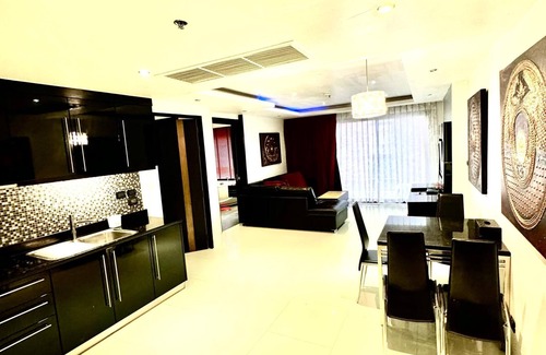 Patong Condominio | L08 Bangla Suites, Modern Studio On Bangla Road