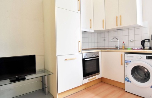 Leverkusen Apartamento | L11a cozy 1 room apartment, 38sqm, 1 living room/bedroom, max. 3 people