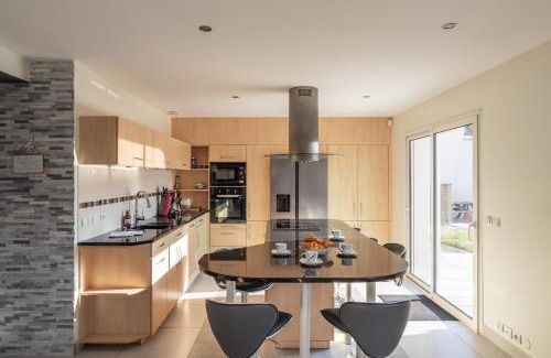 Saint-Cast-le-Guildo Casa | La Baie Blanche - Maison contemporaine à Saint-Cast-Le-Guildo