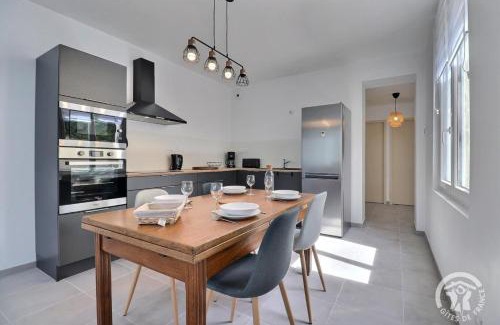 Liffre Casa | La baleine