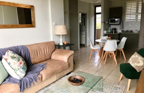 Ballito Apartamento | La Ballito Beachfront Breakaway