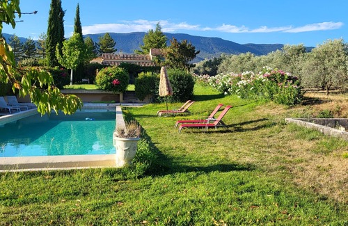 Cucuron Apartamento | La Bastide des Vasses/Le loft - Romantic hideaway (3 pax maximum)
