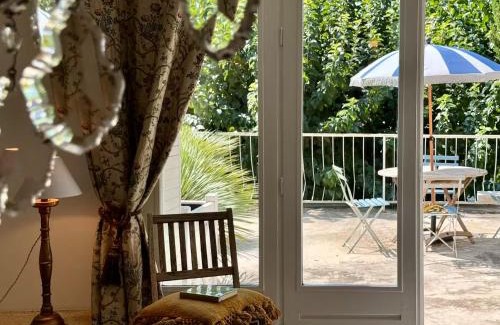 Saint-Martin-d'Ardeche Casa | La Batisse de Reve