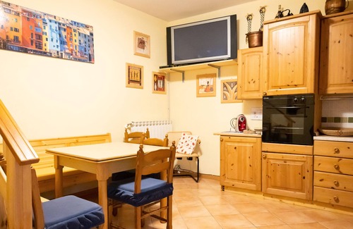 Brusimpiano Apartamento | La Bella [Franco's Court]