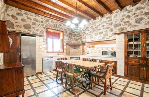 Tesejerague Chalet De Esquí | La Bella Tuineje - Villa