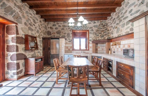 Tesejerague Chalet De Esquí | La Bella Tuineje - Villa