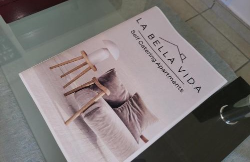 Eikenbosch Apartamento | La Bella Vida Self Catering Apartments