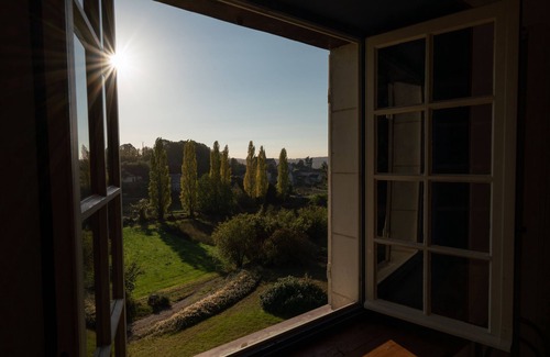 Avon-les-Roches Casa | La Belle Etoile-La Maison-Chalet en gran jardín con piscina