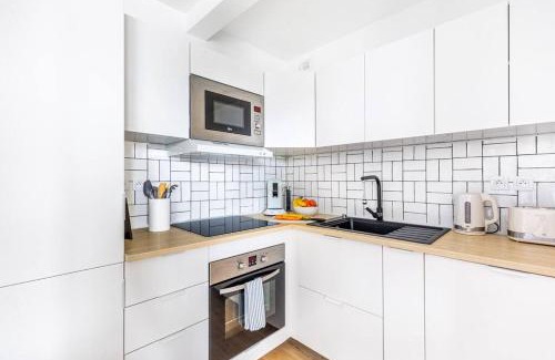 Begles Apartamento | LA BELLE ROSE - Appartement 4 personnes proche gare Bordeaux