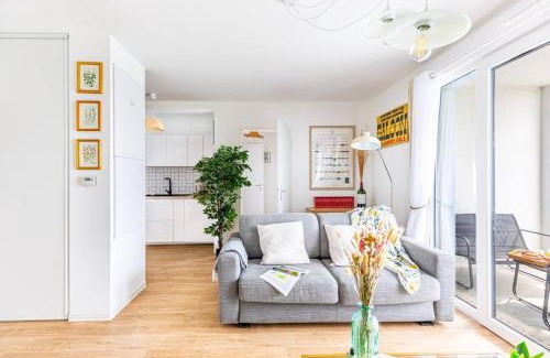 Begles Apartamento | LA BELLE ROSE - Appartement 4 personnes proche gare Bordeaux