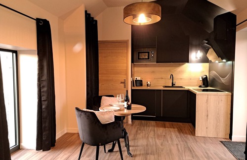 Saint-Denis-de-Jouhet Casa | La Bergerie Cosy - Sauna et Bain Nordique Privatif