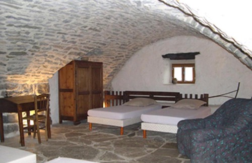 Sainte-Eulalie-de-Cernon Cama Y Desayuno | La bergerie