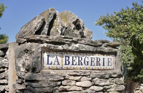 Martigues Cama Y Desayuno | La bergerie à la mer - Chambres d'hôtes Carro
