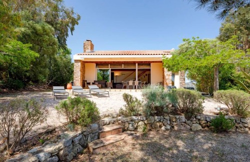 Plage de la Garonnette Casa | La Bergerie by Interhome