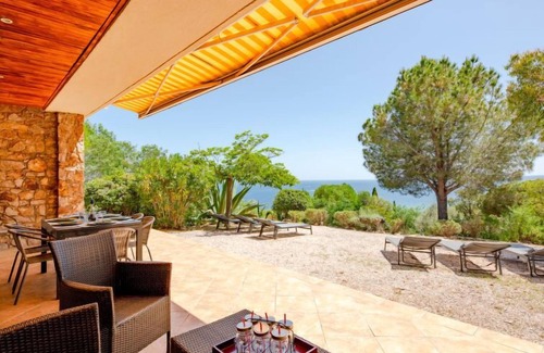 Plage de la Garonnette Casa | La Bergerie by Interhome