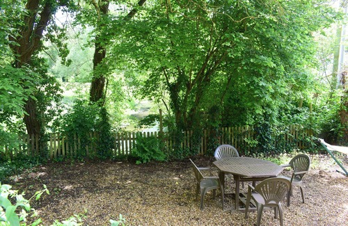 Noyant-Villages Cabaña | La Bergerie, charming accommodation in rural tranquility