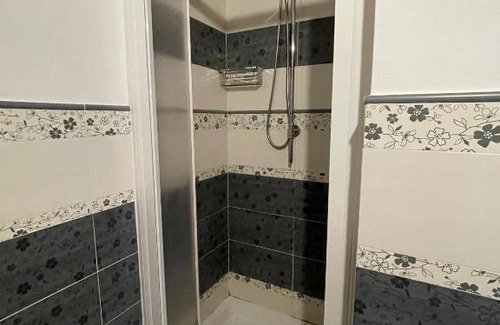 Serramazzoni Apartamento | Appartamento incantevole immerso nel verde