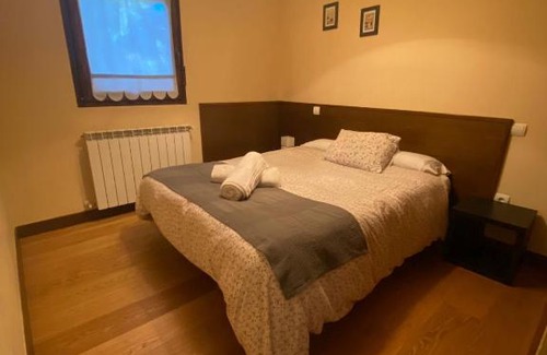 Peguerinos Chalet De Esquí | La Bodega de Peguerinos
