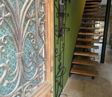 Chaudes-Aigues Casa | La Bohème, Maison de bourg
