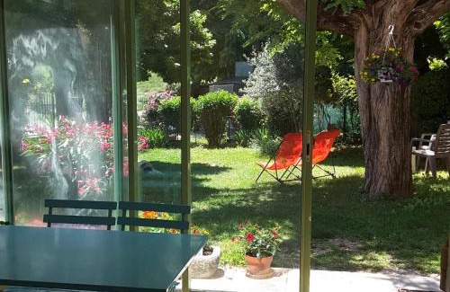 Saint-Martin-de-Castillon Casa | La Boissetane, maison provençale avec piscine et jardin, au pied du Luberon