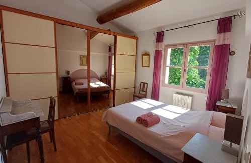 Saint-Martin-de-Castillon Casa | La Boissetane, maison provençale avec piscine et jardin, au pied du Luberon