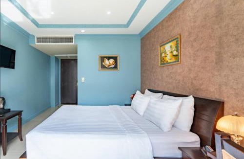 Phu My Hung Hotel | La Bonita Hotel and Apartments