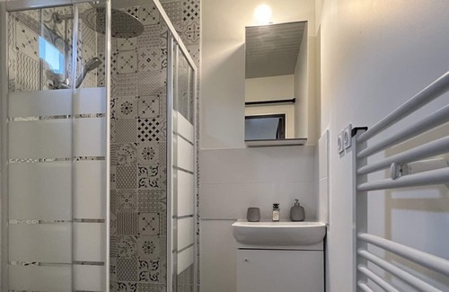 Begles Apartamento | La Bordelaise - Cozy accommodation with garden in Bègles