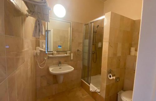 Lower Town Hotel | La Bourse Hotel
