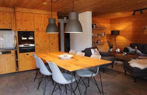 Rossiniere Apartamento | La Boutique