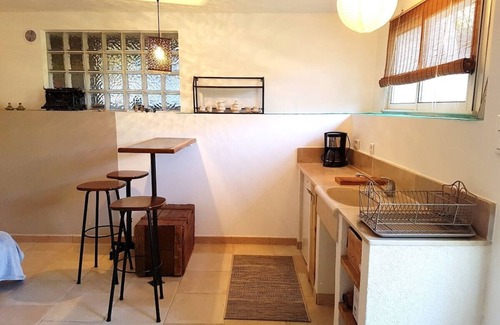 La Ciotat Chalet De Esquí | Acogedora villa, aire acondicionado, piscina, jardín, WIFI. Hasta 12 personas