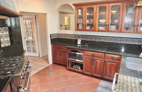 Belmont Shore Casa | La Brisa 1 Block From the Beach!