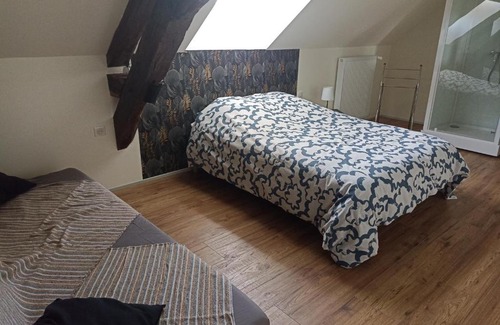 Treban Cama Y Desayuno | La Bruyère - B & B -