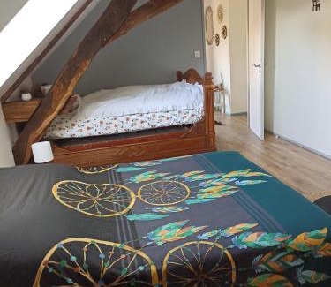 Treban Cama Y Desayuno | La Bruyère - B & B -