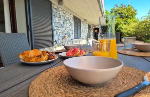 Como Apartamento | La BuCa - in Como - Complete apartment, 150 sq m - Private covered parking - Private terrace - Fully equipped kitchen - Two large bedrooms