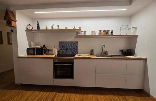 Como Apartamento | La BuCa - in Como - Complete apartment, 150 sq m - Private covered parking - Private terrace - Fully equipped kitchen - Two large bedrooms