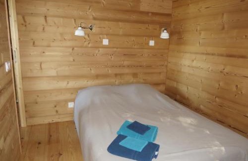 Ratieres Cama Y Desayuno | La Cabane aux Sapins