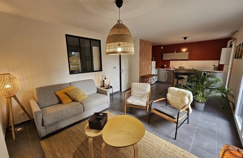 Genas Apartamento | La Cabane-Loft-Vista al Jardín-Baño Privado-Apartamento