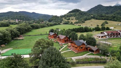 Rasnov Cabina | La Cabane Râșnov