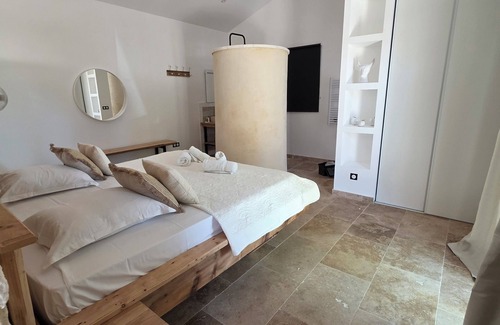 Arles Otro | La cabanette in the Camargue