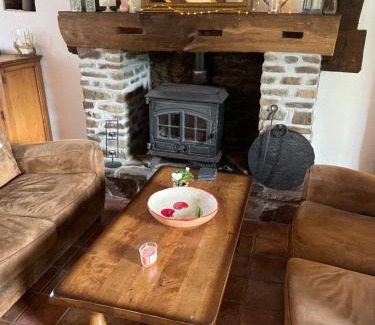 Saint-Hilaire-du-Harcouet Casa | La Cahudiere