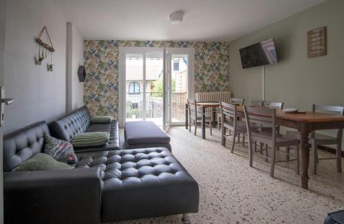 Montauban Casa | La cahute, Gîte avec jardin pour 15 personnes