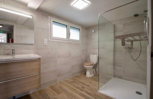 Montauban Casa | La cahute, Gîte avec jardin pour 15 personnes