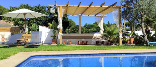 Los Franceses-la Vega Apartamento | La Calita Escondida - Jacuzzi y Cocina en Terraza Privada - Piscina y Parking Gratis