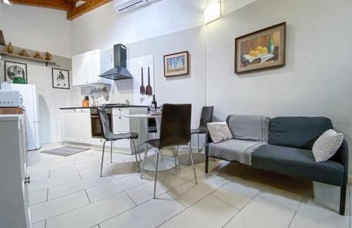 Oristano Historic Centre Casa | La Campidanese