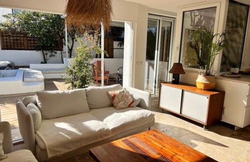 La Capte Apartamento | La Capte 4-6 person villa with garden and pool