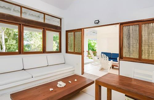 Baru Casa | La Caracola | 3BR in Native forest & Pvt Sea